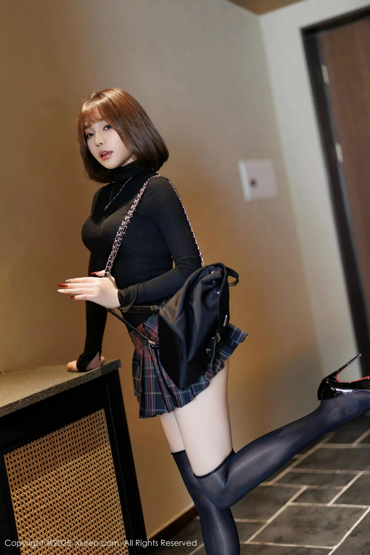 [XiuRen秀人网]第9944期徐莉芝写真-秀人资源网